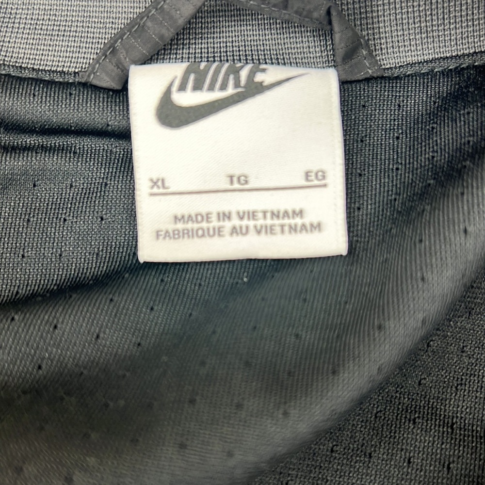 Nike jacket - Picture 5 of 6